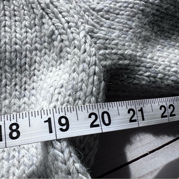 J Jill Chunky Alpaca Blend Cardigan in Dove Gray size Small - Picture 10 of 13